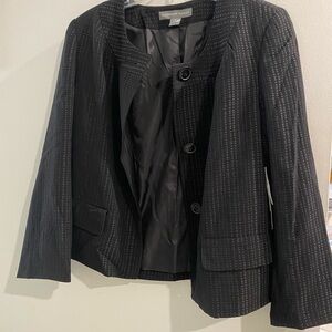 𝅺JOSEPHINE Chaus black blazer. NWT. Size 8